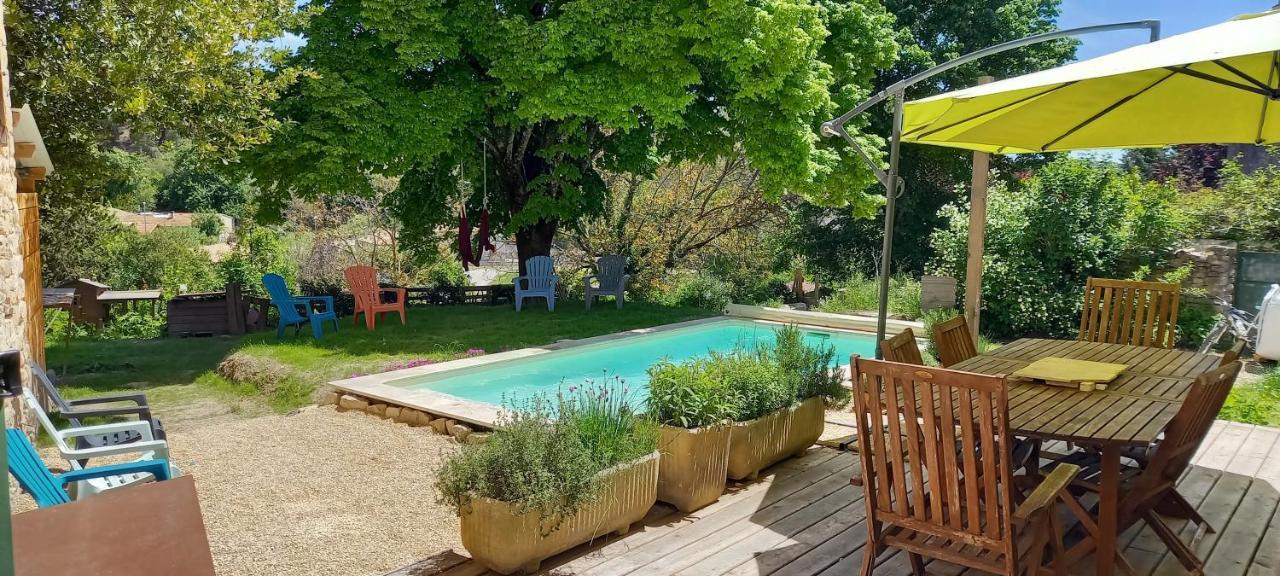 Chambre Du Tilleul - Charme, Confort Et Piscine Sigonce Экстерьер фото